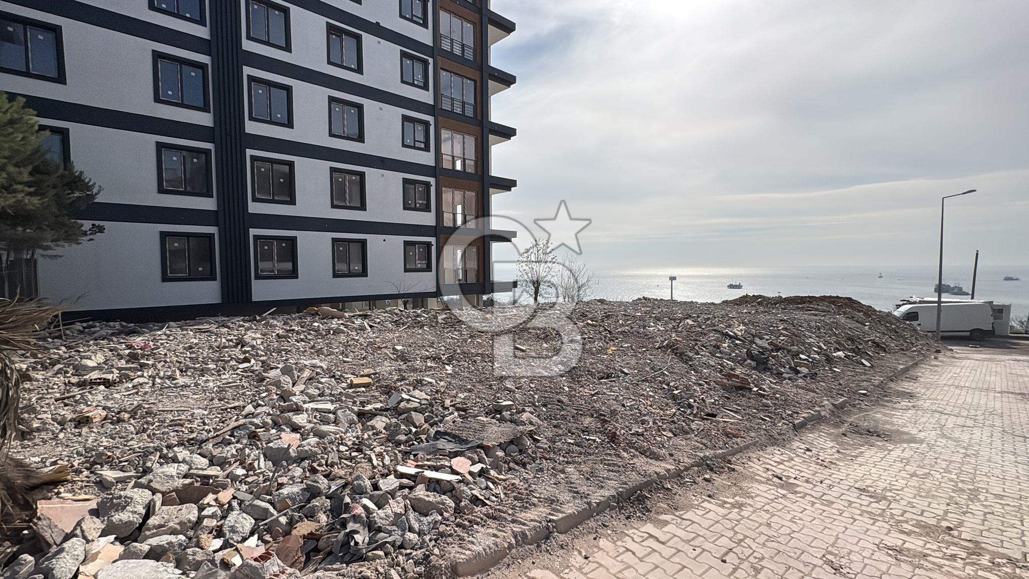 AVCILAR KENTSEL DÖNUSUME GIRMIS BINADA SATILIK 75 MT DAIRE