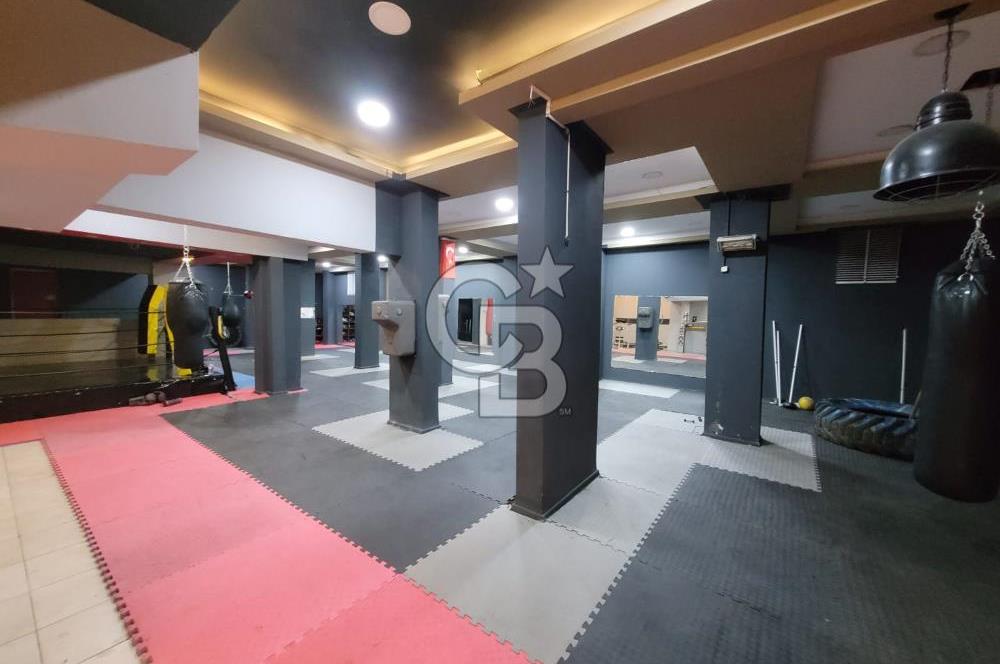 Keçiören Cadde Üzeri 350 m² Kurumsal Kiracıya Uygun Satılık Dükkan