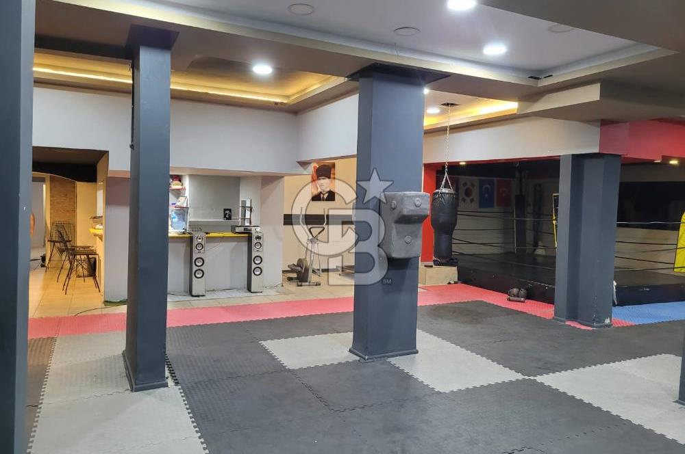 Keçiören Cadde Üzeri 350 m² Kurumsal Kiracıya Uygun Satılık Dükkan