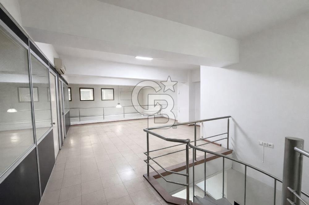  İzmir Konak Oto Plaza’da Üç Katlı Prestijli Fırsat Ticari Dükkan