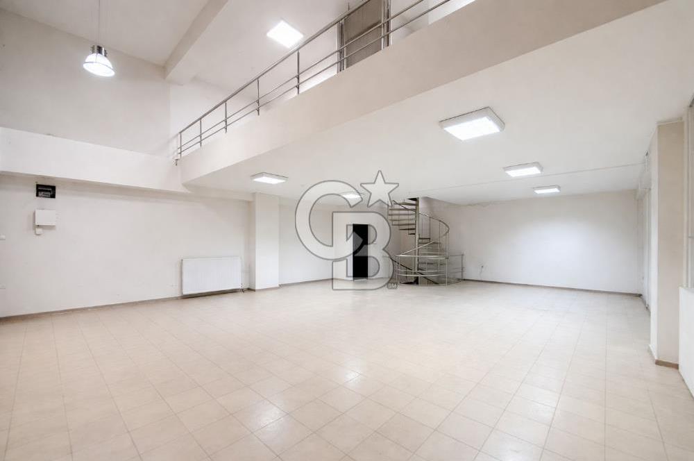  İzmir Konak Oto Plaza’da Üç Katlı Prestijli Fırsat Ticari Dükkan