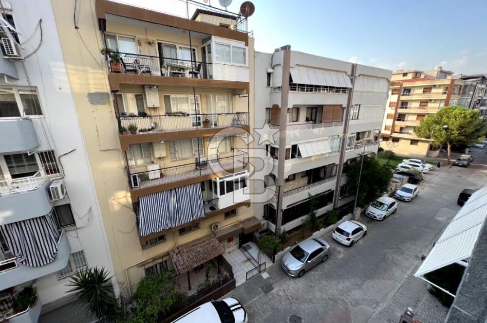 Karşıyaka Yalı Mahallesinde Satılık 3+1 Daire Yatırımlık Oturuma Hazır