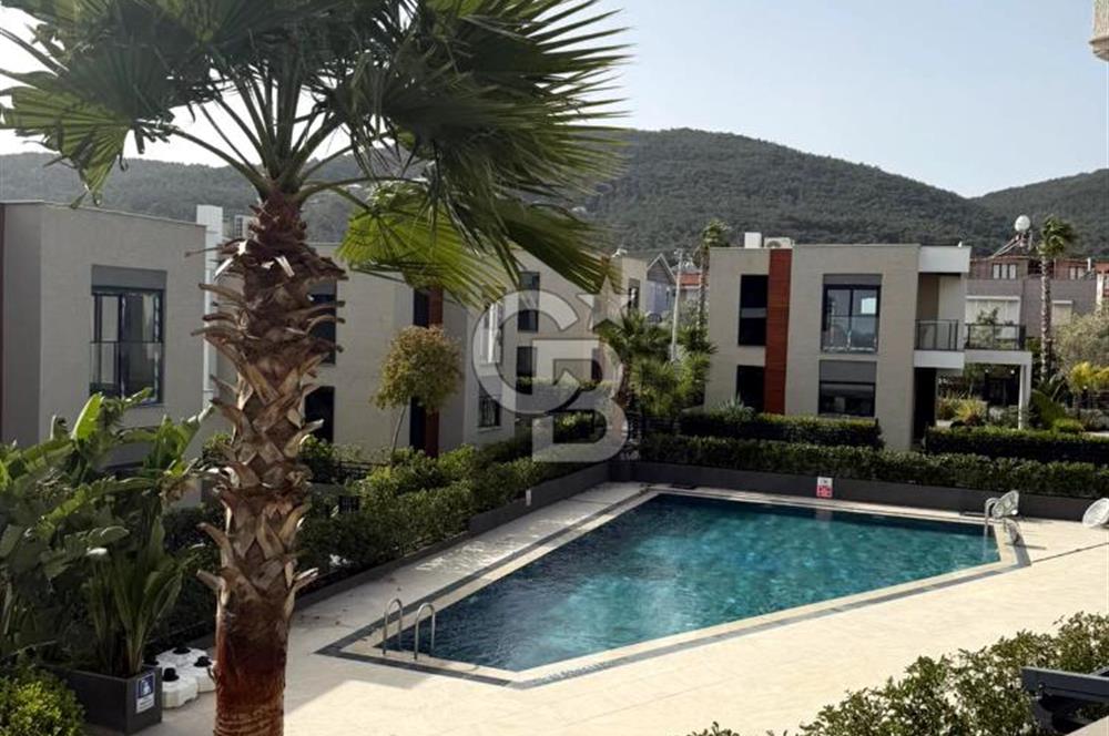 Çeşmealtı Perla Urla'da 2+1 Özel Konumlu Lüks Daire Satılık