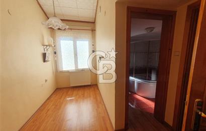 YALOVA SAMANLIDA 5+1 DENİZ VE DOĞA MANZARALI 200M2 SİTE İÇİ VİLLA