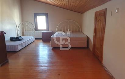 YALOVA SAMANLIDA 5+1 DENİZ VE DOĞA MANZARALI 200M2 SİTE İÇİ VİLLA