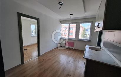 Balgat Ziyabey'e Yakın 1850m2 5 Kat Asansör Geniş Bahçeli Bina