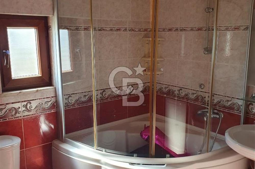 YALOVA SAMANLIDA 5+1 DENİZ VE DOĞA MANZARALI 200M2 SİTE İÇİ VİLLA