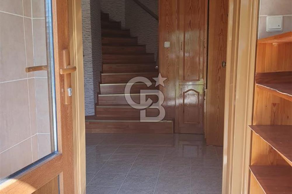 YALOVA SAMANLIDA 5+1 DENİZ VE DOĞA MANZARALI 200M2 SİTE İÇİ VİLLA