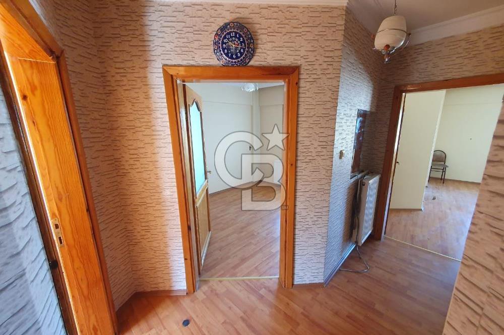 YALOVA SAMANLIDA 5+1 DENİZ VE DOĞA MANZARALI 200M2 SİTE İÇİ VİLLA