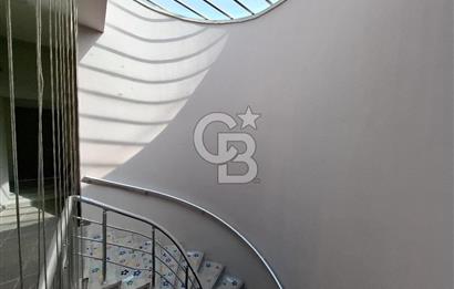 Balgat Ziyabey'e Yakın 1850m2 5 Kat Asansör Geniş Bahçeli Bina