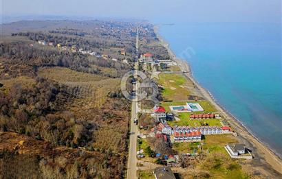 Yola Cephe, Denize 50 Metre Mesafe - TOKİ Projesine Komşu Arazi