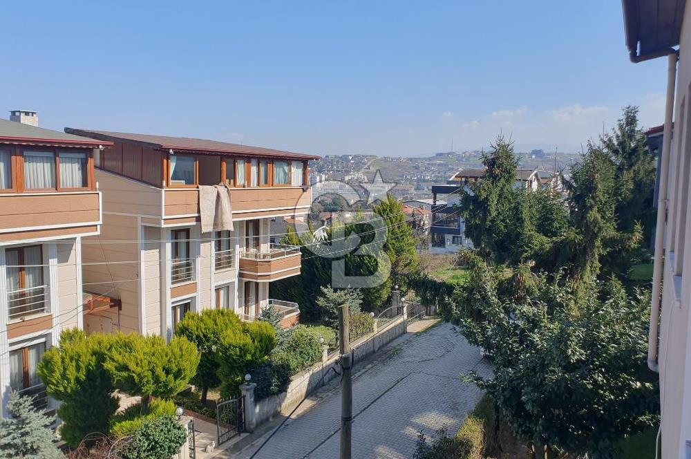 YALOVA SAMANLIDA 5+1 DENİZ VE DOĞA MANZARALI 200M2 SİTE İÇİ VİLLA