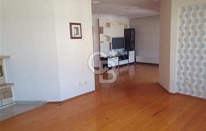 YALOVA SAMANLIDA 5+1 DENİZ VE DOĞA MANZARALI 200M2 SİTE İÇİ VİLLA