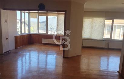 YALOVA SAMANLIDA 5+1 DENİZ VE DOĞA MANZARALI 200M2 SİTE İÇİ VİLLA