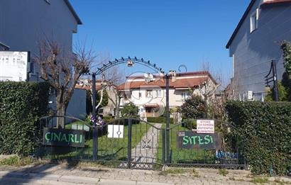 YALOVA SAMANLIDA 5+1 DENİZ VE DOĞA MANZARALI 200M2 SİTE İÇİ VİLLA