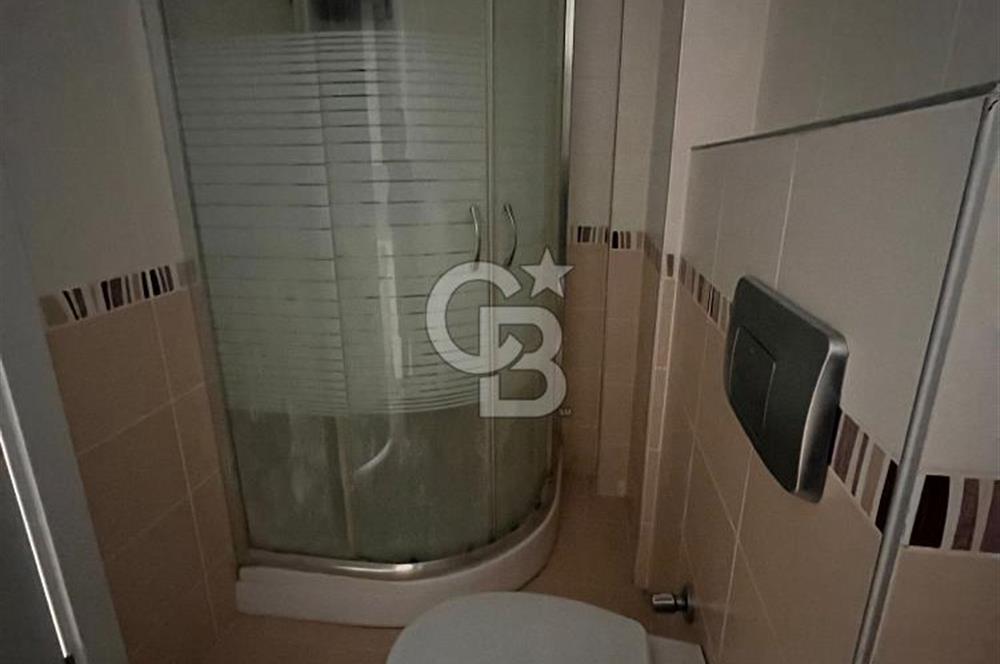 Kadıköy Kozyatağında Merkezi lokasyonda genç binada ara kat 2+1 kiralık daire 
