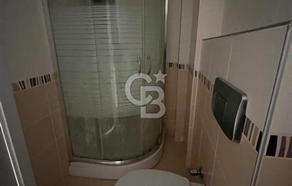 Kadıköy Kozyatağında Merkezi lokasyonda genç binada ara kat 2+1 kiralık daire 