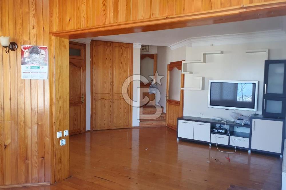 YALOVA SAMANLIDA 5+1 DENİZ VE DOĞA MANZARALI 200M2 SİTE İÇİ VİLLA