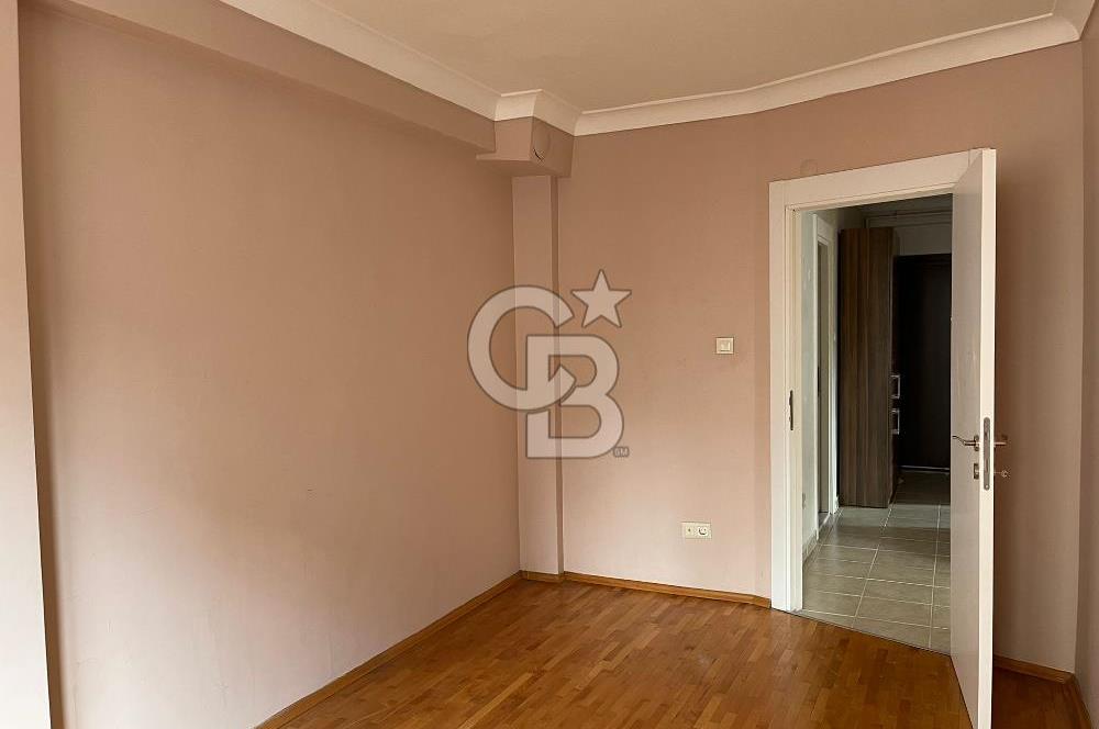 Kadıköy Kozyatağında Merkezi lokasyonda genç binada ara kat 2+1 kiralık daire 