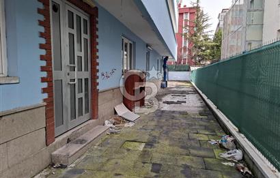 Balgat Ziyabey'e Yakın 1850m2 5 Kat Asansör Geniş Bahçeli Bina