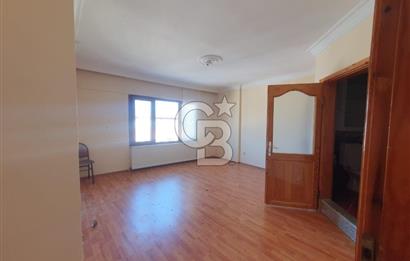 YALOVA SAMANLIDA 5+1 DENİZ VE DOĞA MANZARALI 200M2 SİTE İÇİ VİLLA