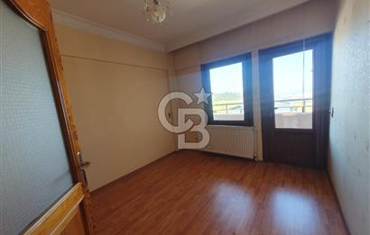 YALOVA SAMANLIDA 5+1 DENİZ VE DOĞA MANZARALI 200M2 SİTE İÇİ VİLLA