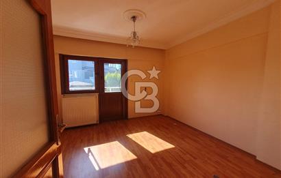 YALOVA SAMANLIDA 5+1 DENİZ VE DOĞA MANZARALI 200M2 SİTE İÇİ VİLLA