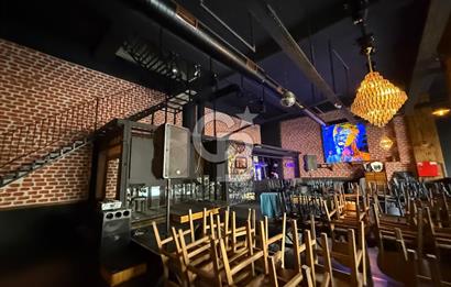 BAHÇEŞEHİR GÖLET PARK SATILIK 450 M2 DÜKKAN DEĞERLİ LOKASYONDA