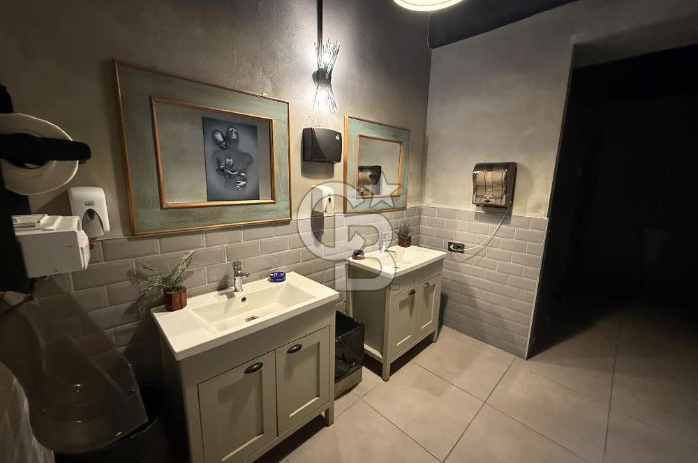 BAHÇEŞEHİR GÖLET PARK SATILIK 450 M2 DÜKKAN DEĞERLİ LOKASYONDA