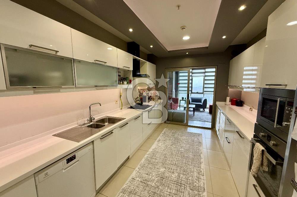 BAHÇEŞEHİR VADİTEPE 3. BÖLGE SATILIK 4+1 DAİRE FULL DEKORASYONLU