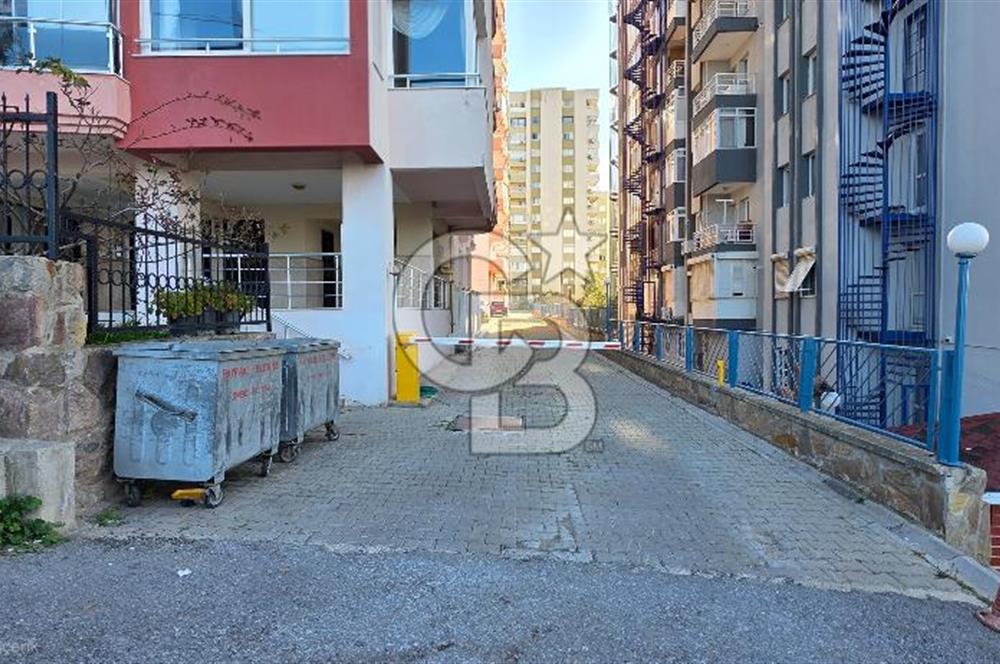 Bayraklı 75. Yıl Mah. Deniz Manzaralı Kiralık 4+1 