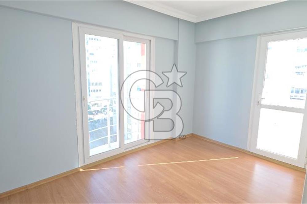 Bayraklı 75. Yıl Mah. Deniz Manzaralı Kiralık 4+1 