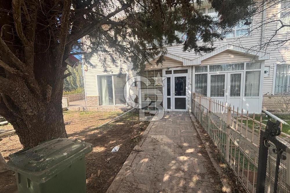 CB Sıtkı ŞİMŞEK'den Gölbaşı Özgür Sitesinde Satılık Villa