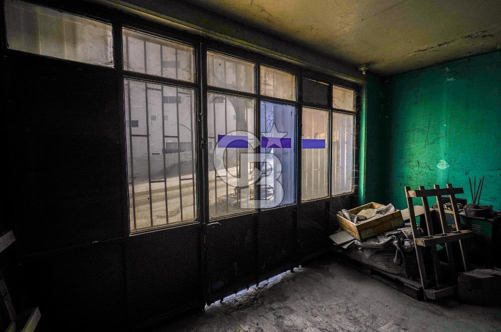 HADIMKÖY ÖMERLİ KOS KOOP SAN SİTESİ KİRALIK 7500M2 FABRİKA DEPO