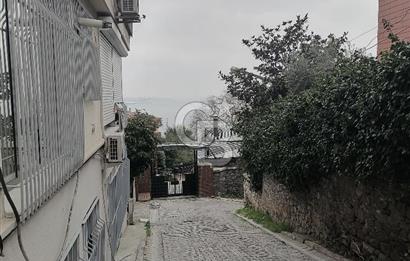 Beyoğlu Gümüşsuyunda Satılık 2+1 Çatı Katı Daire