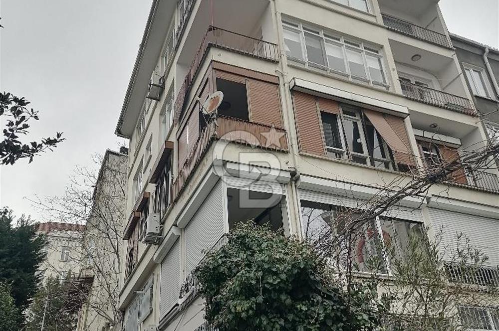 Beyoğlu Gümüşsuyunda Satılık 2+1 Çatı Katı Daire