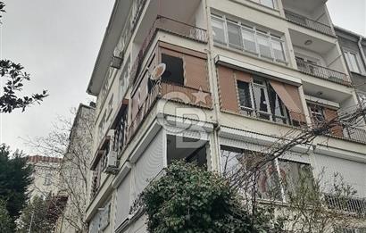 Beyoğlu Gümüşsuyunda Satılık 2+1 Çatı Katı Daire