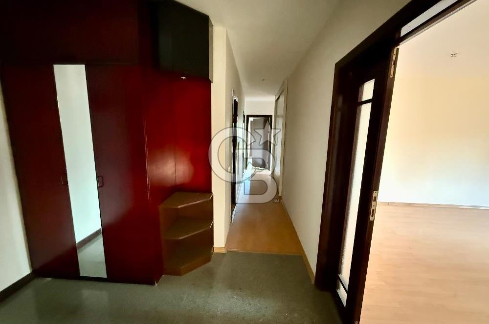 BAHÇEŞEHİR MERKEZ ÇINAR ADASINDA SATILIK B TİPİ 3+1 DAİRE BOŞ