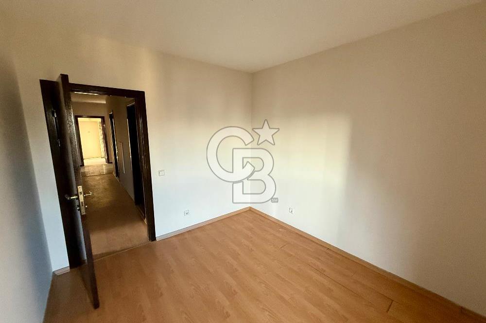 BAHÇEŞEHİR MERKEZ ÇINAR ADASINDA SATILIK B TİPİ 3+1 DAİRE BOŞ