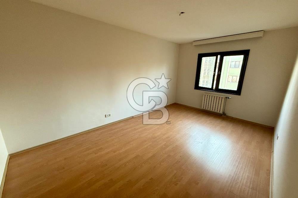 BAHÇEŞEHİR MERKEZ ÇINAR ADASINDA SATILIK B TİPİ 3+1 DAİRE BOŞ