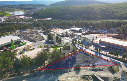 Muğla Menteşe Akçaova'da Satılık Sanayi İmarlı Arsa