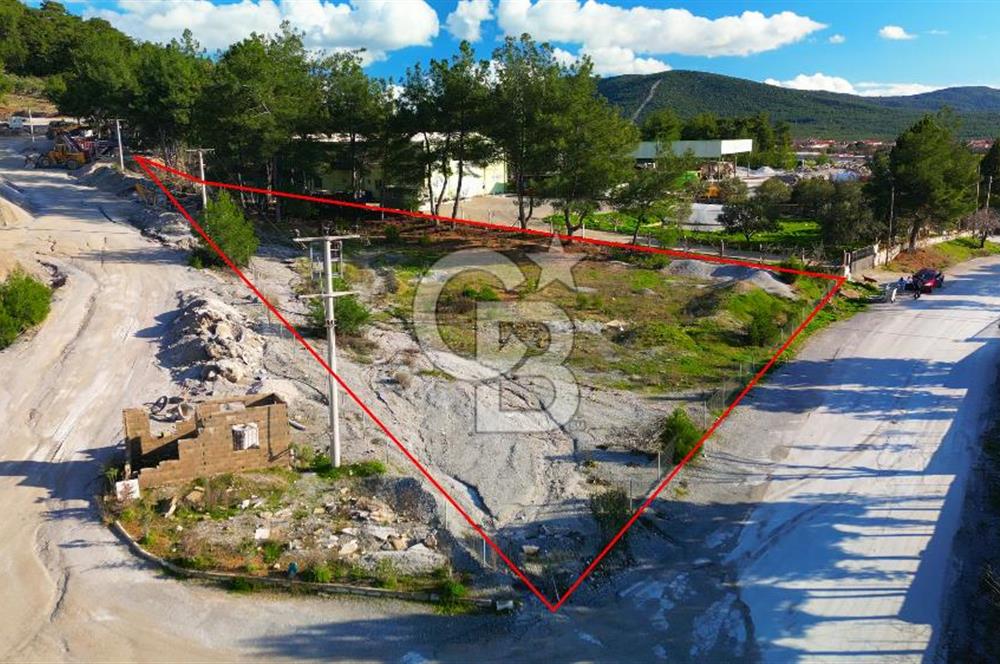 Muğla Menteşe Akçaova'da Satılık Sanayi İmarlı Arsa