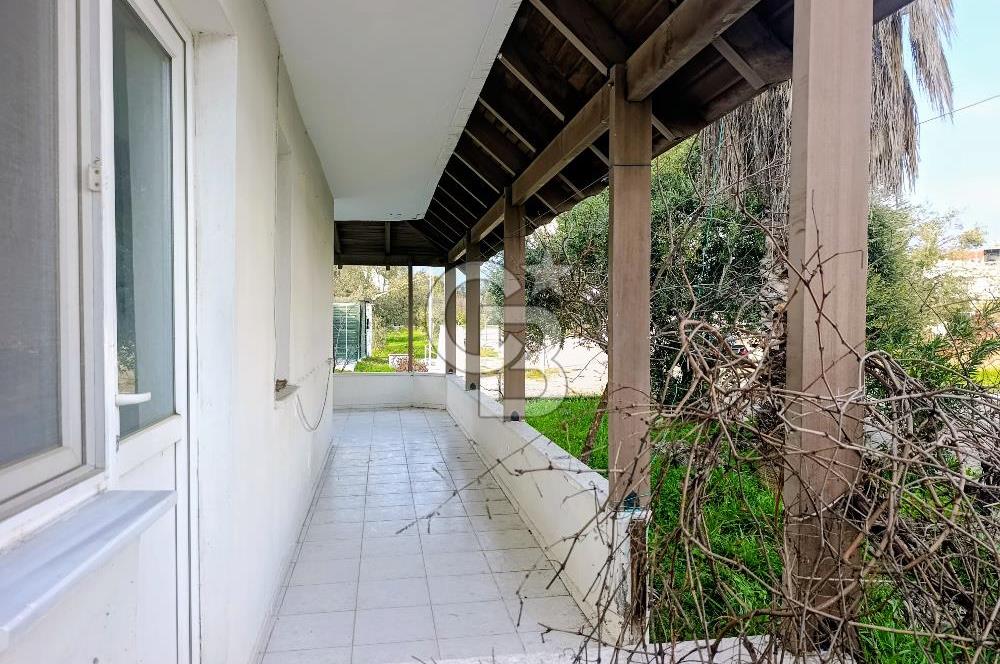 Güre’de Denize 100 m – Tripleks 5+1 Villa – Teraslı ve Bahçeli