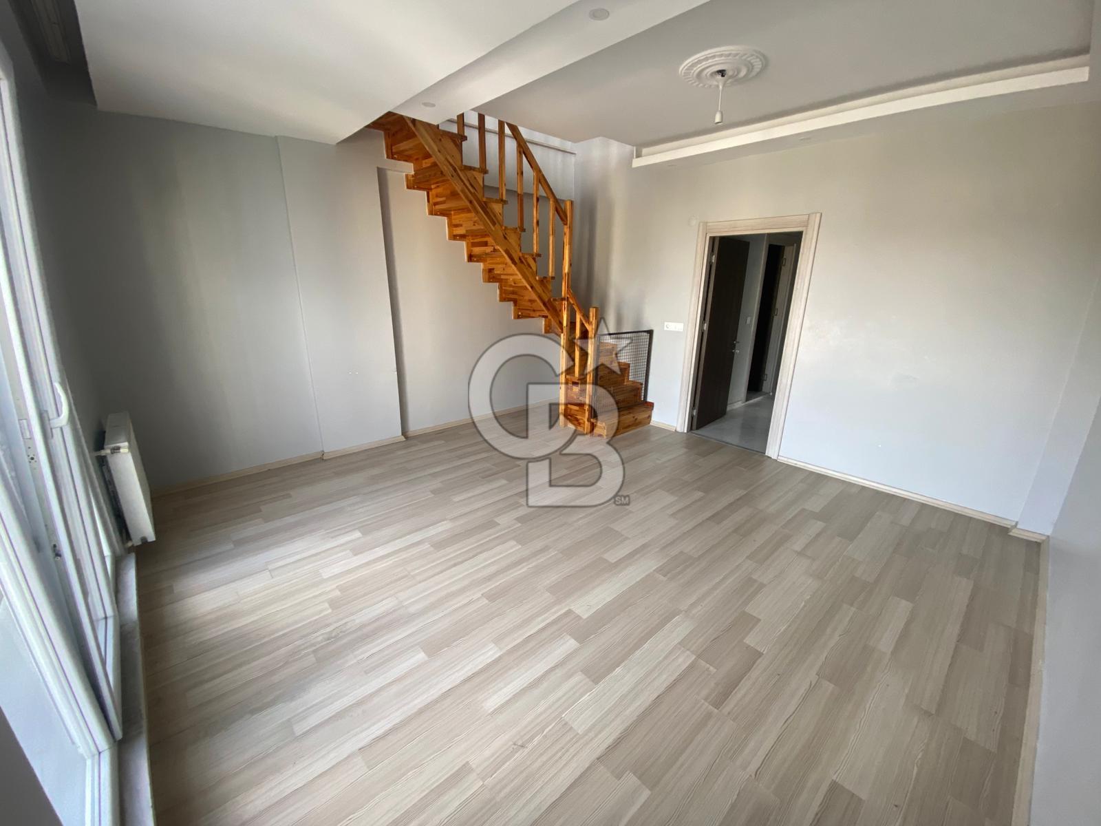 ARNAVUTKÖY ATATÜRK MAHALLESİNDE TERASLI 140 M² DUBLEKS FIRSATI