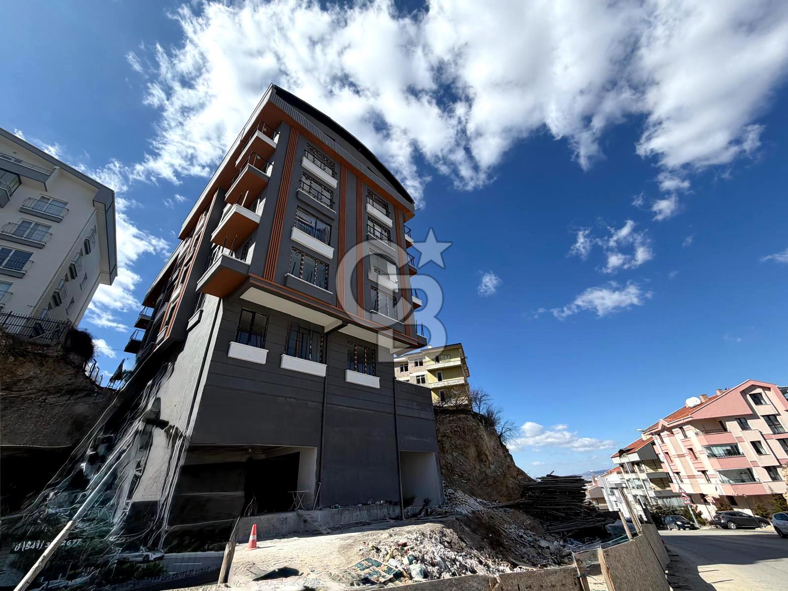 DİKMEN ' DE ANKARA MANZARALI YATIRIM FIRSATI 1+1 DAİRE