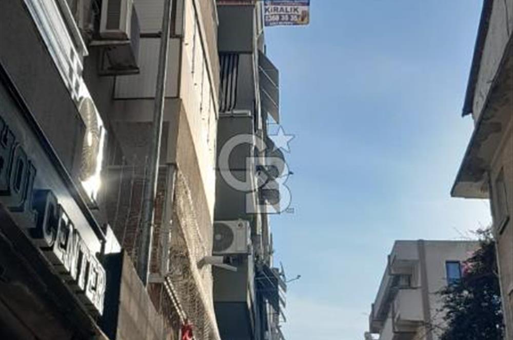 KARSIYAKA ÇARSI İÇİNDE 43 m2 KIRALIK DÜKKAN