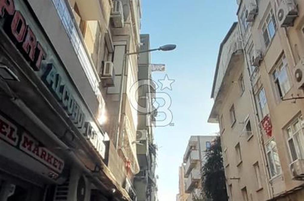 KARSIYAKA ÇARSI İÇİNDE 43 m2 KIRALIK DÜKKAN