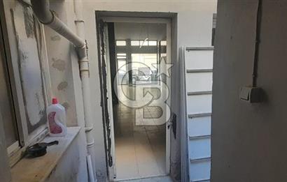 KARSIYAKA ÇARSI İÇİNDE 43 m2 KIRALIK DÜKKAN