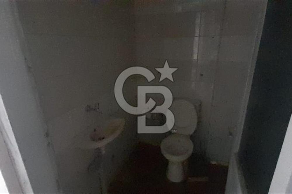 KARSIYAKA ÇARSI İÇİNDE 43 m2 KIRALIK DÜKKAN