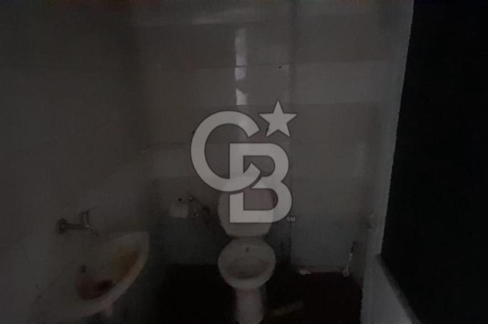 KARSIYAKA ÇARSI İÇİNDE 43 m2 KIRALIK DÜKKAN